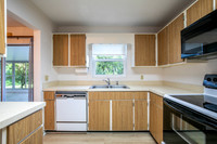 2024-7-8 832 S Hill Ave Deland
